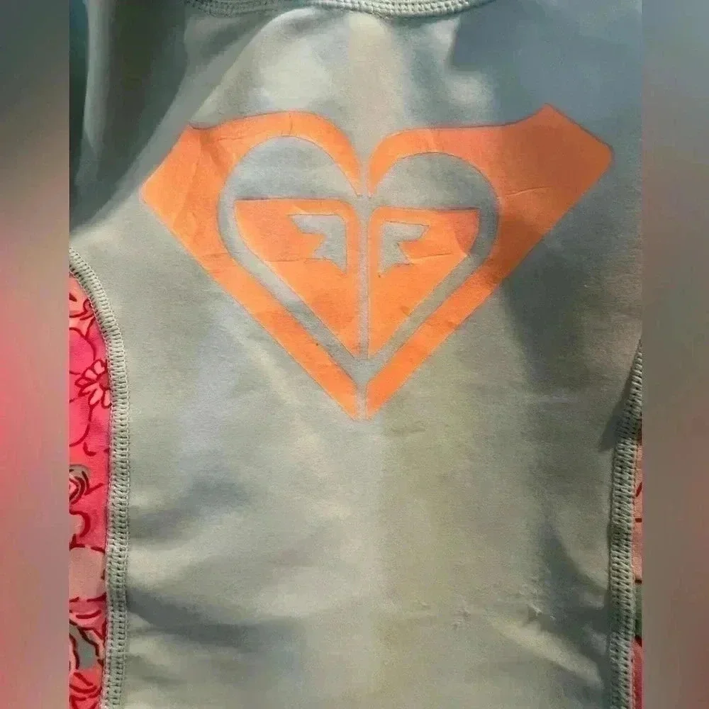 Roxy girls blue and floral rashguard - Picture 5 of 9